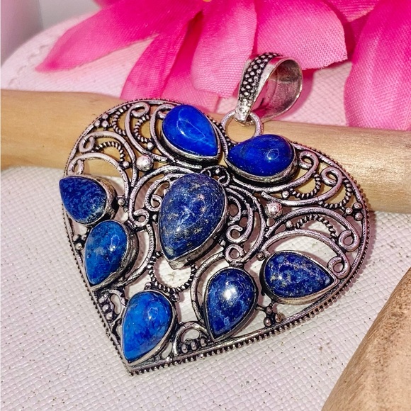 Lovely Lapis Lazuli Gemstone Handmade Filigree Heart Pendant - Picture 2 of 6